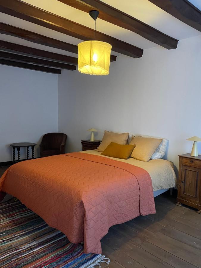 Auberge Du Boisne Villebois-Lavalette Экстерьер фото